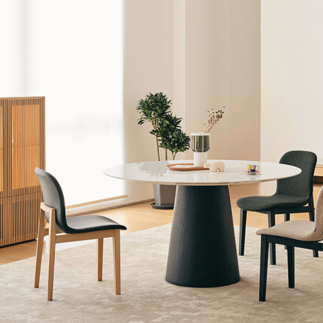 VAASA Marble Dining Table